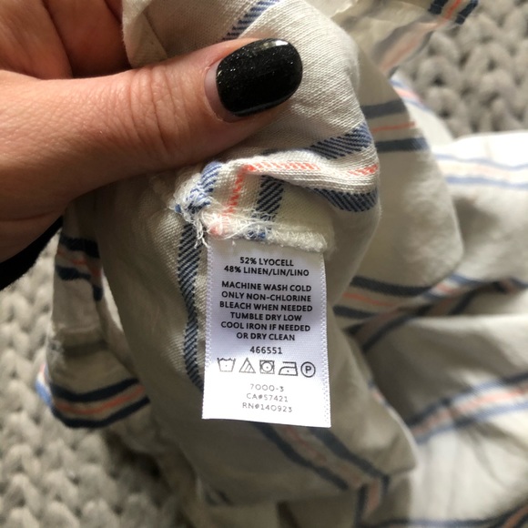 { Lou & Gray } White Striped Linen Blend Tunic - Picture 4 of 4